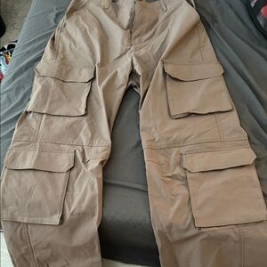 Women’s Large Brown Cargo Pants